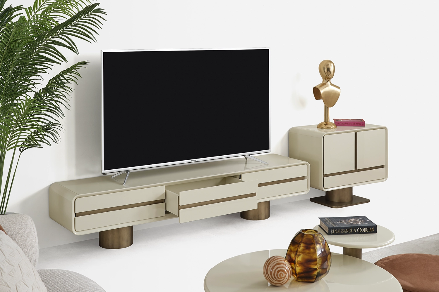 ASTOR TV ÜNİTESİ
